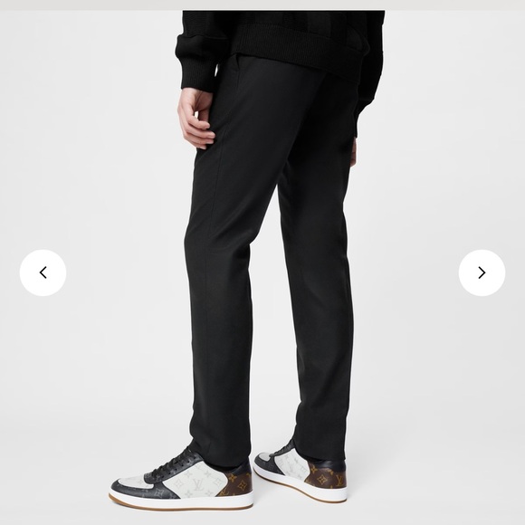 SOLD. Louis Vuitton Men’s Rivoli Sneakers - Picture 11 of 12